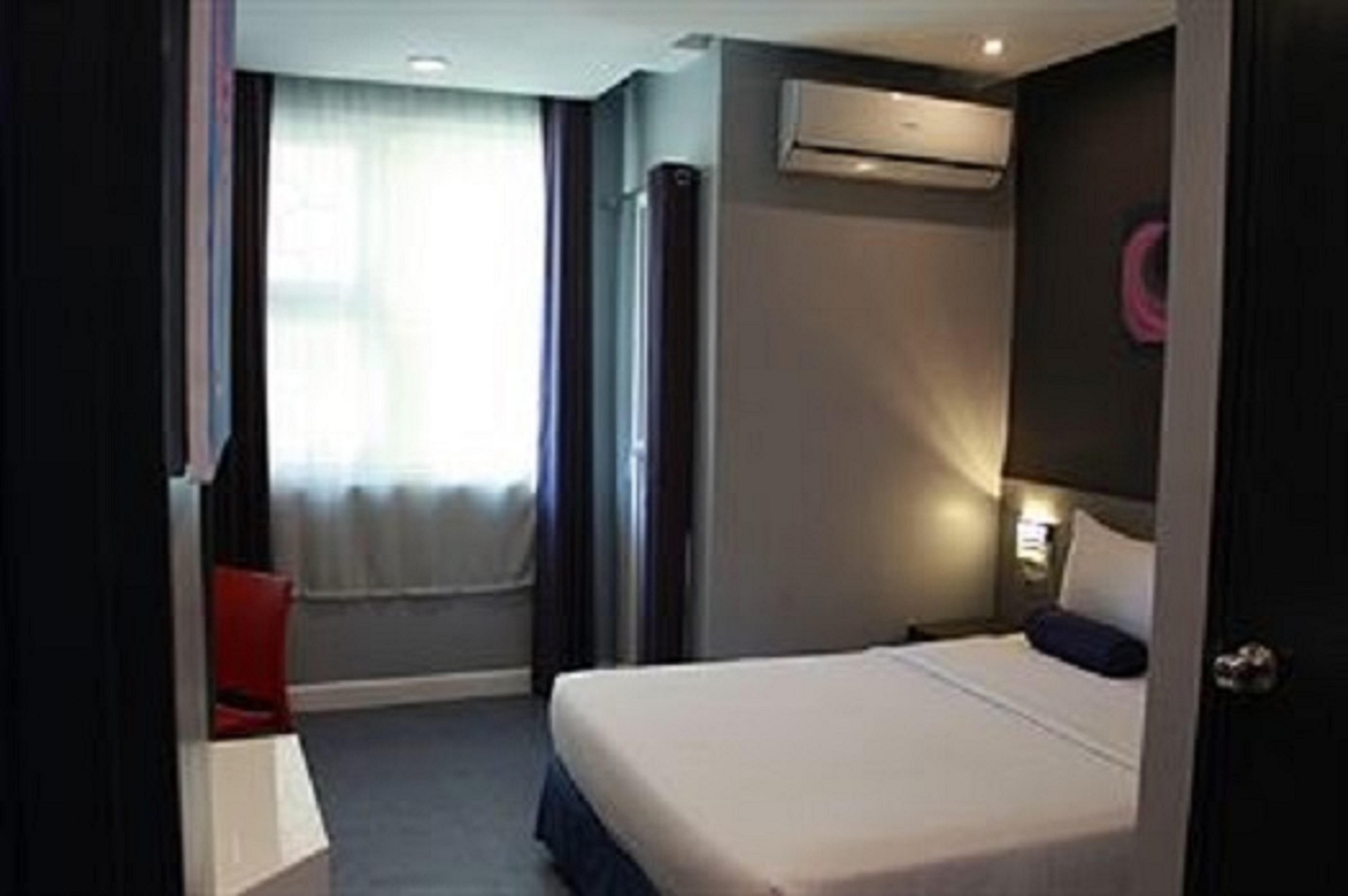 Leez Inn Manilla Buitenkant foto