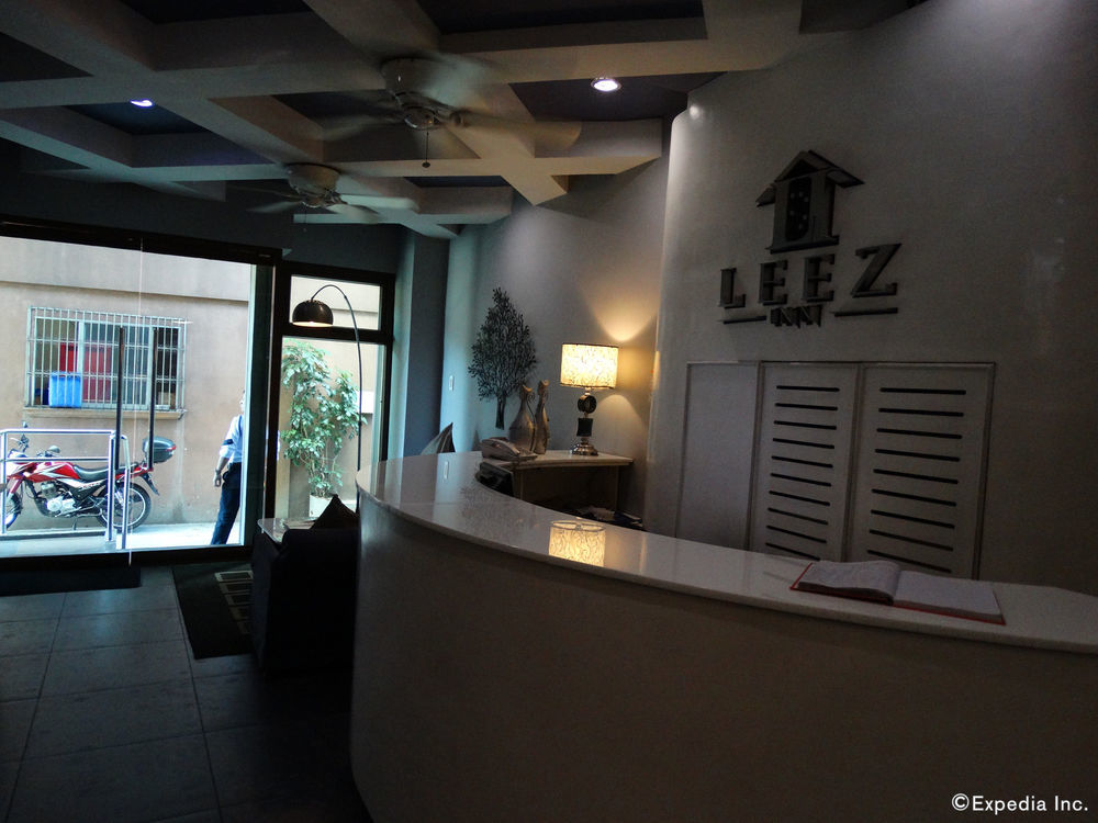 Leez Inn Manilla Buitenkant foto